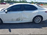 Toyota Camry Le 4T1B11HK6JU037867 fotografie