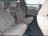 Toyota Sienna Le V6 5TDKK3DC8BS142878 снимка