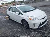 Toyota Prius Two JTDKN3DU3D5648904 fotografie