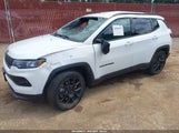 Jeep Compass Latitude 4X4 3C4NJDBN0ST586904 снимка