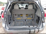 Toyota Sienna Xle V6 8 Passenger 5TDYK3DC6DS374280 photo