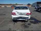 Toyota Camry Le 4T1BF3EK2AU557484 снимка