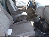 Chevrolet Astro 1GCDL19W0XB194923 снимка