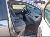 Toyota Sienna Le 8 Passenger 5TDKK3DCXFS644118 photo
