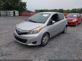 TOYOTA YARIS LE JTDKTUD39CD508623 снимка