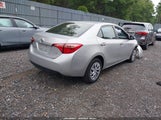Toyota Corolla Le 5YFBURHE4JP855647 снимка