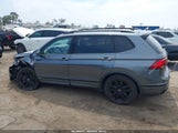 Volkswagen Tiguan 2.0T Se R-Line Black 3VV8B7AXXNM014527 photo
