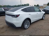 Tesla Model Y Long Range Dual Motor All-Wheel Drive/Long Range Launch Series 7SAYGDEE5TF333281 fotografie