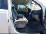 Toyota Tundra Grade 5.7L V8 5TFUW5F16AX141449 photo