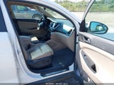 Hyundai Tucson Limited KM8J3CA27GU023206 снимка
