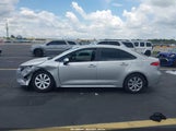 Toyota Corolla Le 5YFB4MDE6SP277710 fotografie