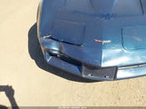 Chevrolet Corvette 1G1AY876XBS425182 снимка