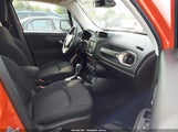 Jeep Renegade Latitude Fwd ZACCJABB0HPF64770 photo