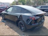 Tesla Model Y Performance Dual Motor All-Wheel Drive 7SAYGDEF0PF925203 fotografie