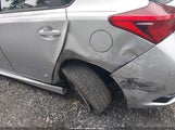 Toyota Corolla Im JTNKARJE2HJ547020 снимка