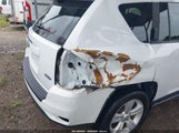 Jeep Compass Latitude 1C4NJDEB9FD189964 снимка