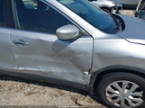 Nissan Rogue S KNMAT2MV1FP591517 снимка