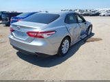 Toyota Camry Le 4T1B11HK3KU692280 photo