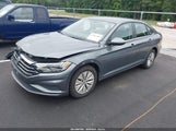Volkswagen Jetta 1.4T S 3VWN57BU9KM099964 fotografie