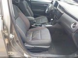 Toyota Corolla Le 5YFBURHE5JP740636 снимка