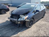 Toyota Prius Three JTDKN3DU2E1761283 снимка