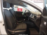 Kia Rio S 3KPA24AD4NE435531 снимка