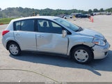 Nissan Versa 1.8S 3N1BC13E48L391233 снимка