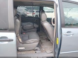 TOYOTA SIENNA XLE 5TDZA22C25S295646 снимка