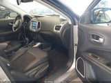 Jeep Compass Latitude 4X4 3C4NJDBB8JT180244 снимка