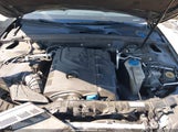 Audi A4 2.0T Premium WAUAFAFL0AN009244 снимка