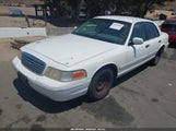 Ford Crown Victoria Natural Gas Vehicle/Police/Police Street Appearance 2FAFP71W22X155032 photo