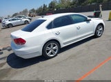 Volkswagen Passat 1.8T Se 1VWBT7A38FC044897 снимка
