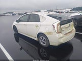 Toyota Prius Two JTDKN3DU3F0432194 снимка