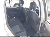 Jeep Patriot Latitude 1C4NJRFB6DD279923 снимка