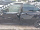Toyota Camry Se 4T1G11AK3NU704917 photo