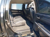 Toyota Tundra Platinum 5.7L V8 5TFAW5F16JX678776 fotografie
