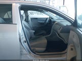 Toyota Corolla Le 1NXBU40E99Z029210 снимка