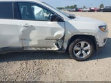 Jeep Compass Latitude 4X4 3C4NJDBB7JT325936 снимка