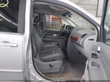 Chrysler Town & Country Touring 2A8HR54P98R607490 photo