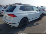 Volkswagen Tiguan 2.0T Se/2.0T Se R-Line Black/2.0T Sel 3VV2B7AX5MM098986 fotografie