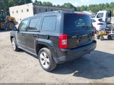 Jeep Patriot Latitude 1C4NJRFB8FD425192 снимка