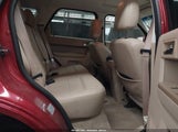 Ford Escape Limited 1FMCU0E77BKB48415 fotografie