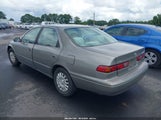 Toyota Camry Le 4T1BG22K5XU523267 photo