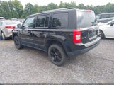 Jeep Patriot Latitude 1C4NJRFBXCD689980 снимка