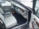 Lincoln Town Car Signature 1LNHM82W52Y609057 photo