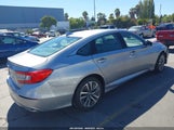 Honda Accord Hybrid 1HGCV3F17KA000334 fotografie