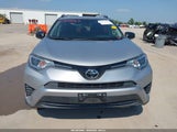 Toyota Rav4 Le JTMZFREV3JJ210697 снимка