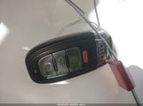 Audi A4 2.0T Premium WAUAFAFL9FN008438 снимка