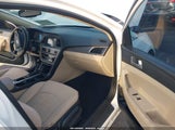 Hyundai Sonata Se 5NPE24AF2GH402223 снимка