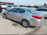 Kia Optima Lx 5XXGM4A7XCG074664 снимка